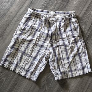 Docker plaid shorts 34 waist